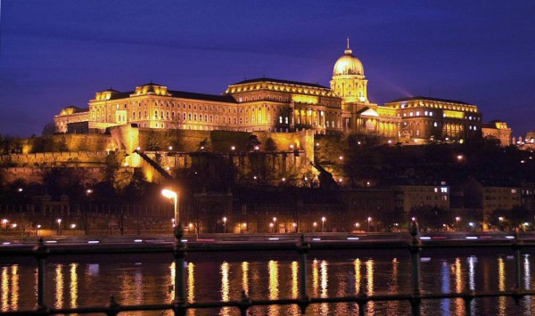Budapest, Burgpalast bei Nacht